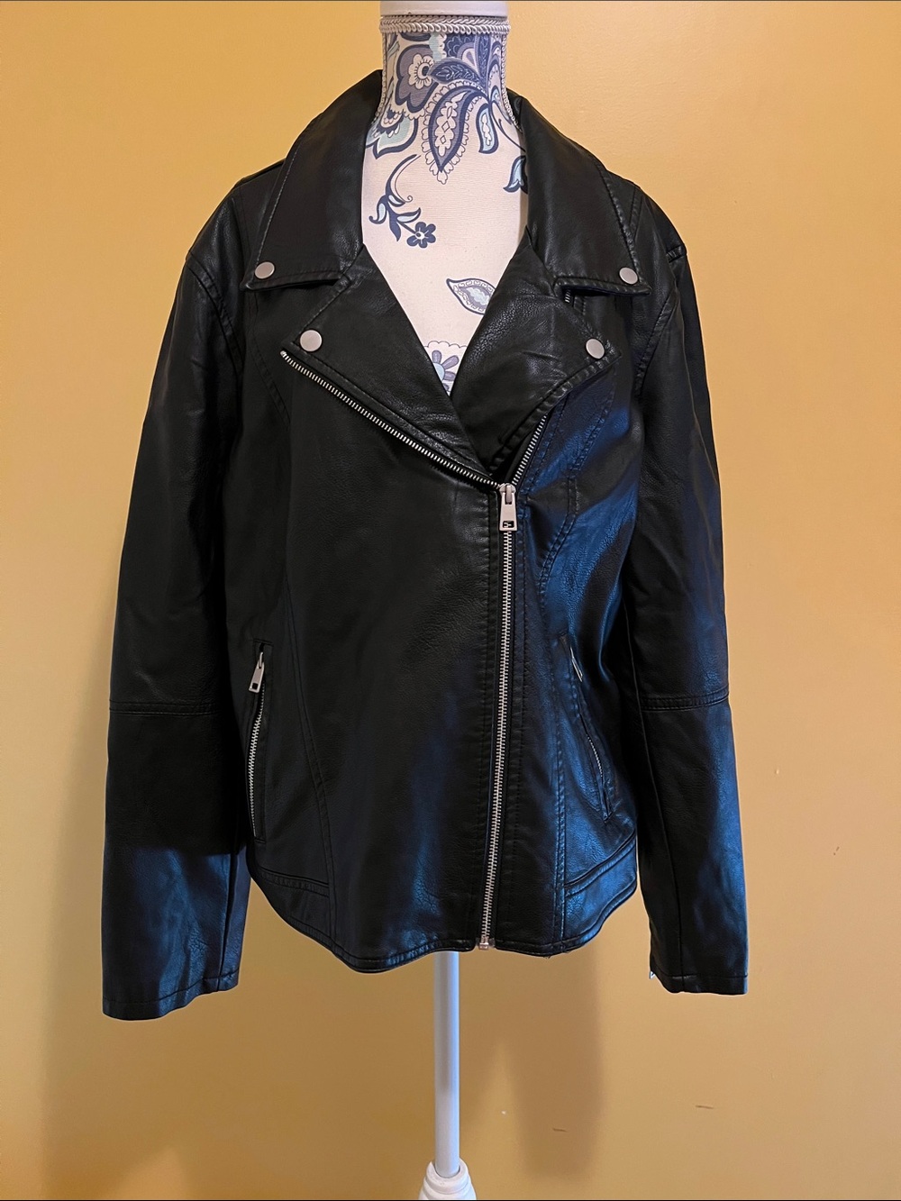 Reitmans Black Faux Leather Moto Jacket